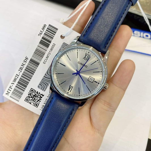 Casio MTP-V002L-2B3UDF hand photo with model tag
