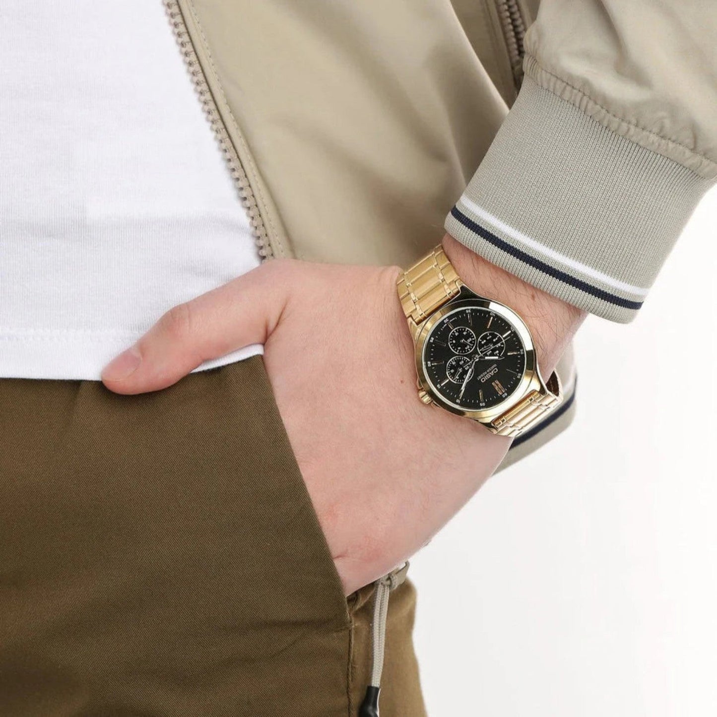 Casio MTP-V300G-1AUDF lifestyle wrist shot